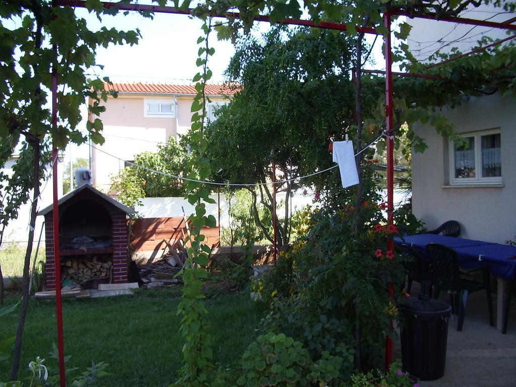 Apartment Dalmatien Raslina Exterior foto
